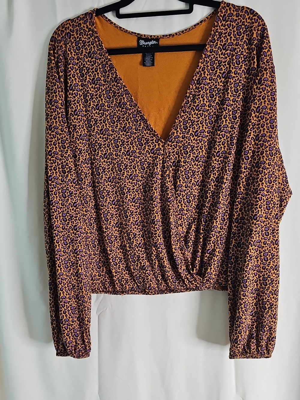 Retro Wrangler Women's Rust and Purple Leopard Print V-Neck Long Sleeve Top